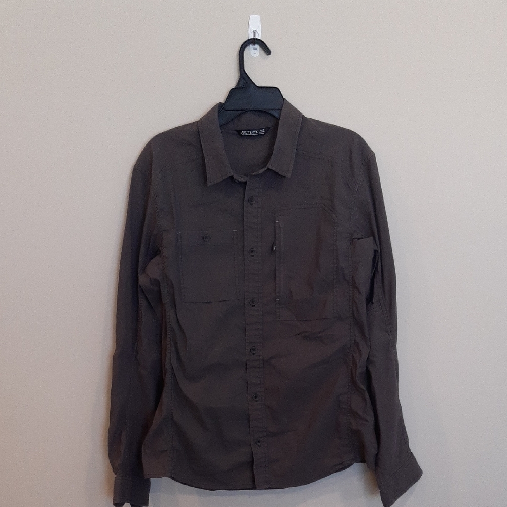 Arc'teryx Men's Dark Brown Long Sleeve Button Down Shirt